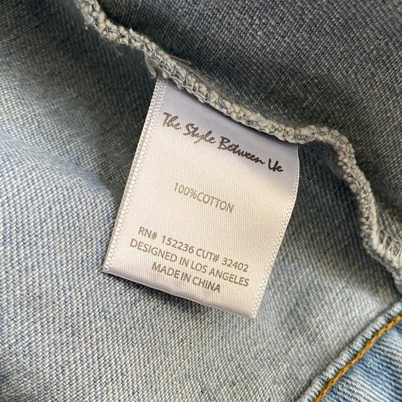 Women's Light Blue Denim Jacket with Butterfly Embroidery - Picture 7 of 11